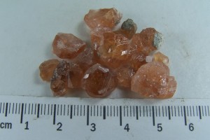 (lot) Garnet var. Grossular var. Hessonite crystals from Jeffrey Mine, Quebec, Canada