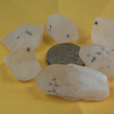 (6) Hollandite included Quartz crystals from Madagascar