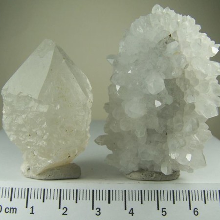 (2) Quartz specimens from Huanggang Mines, Inner Mongolia